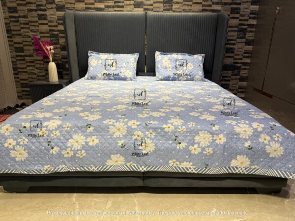 ✨ MINT – 3 PCS ULTRASONIC BEDCOVER SET ✨