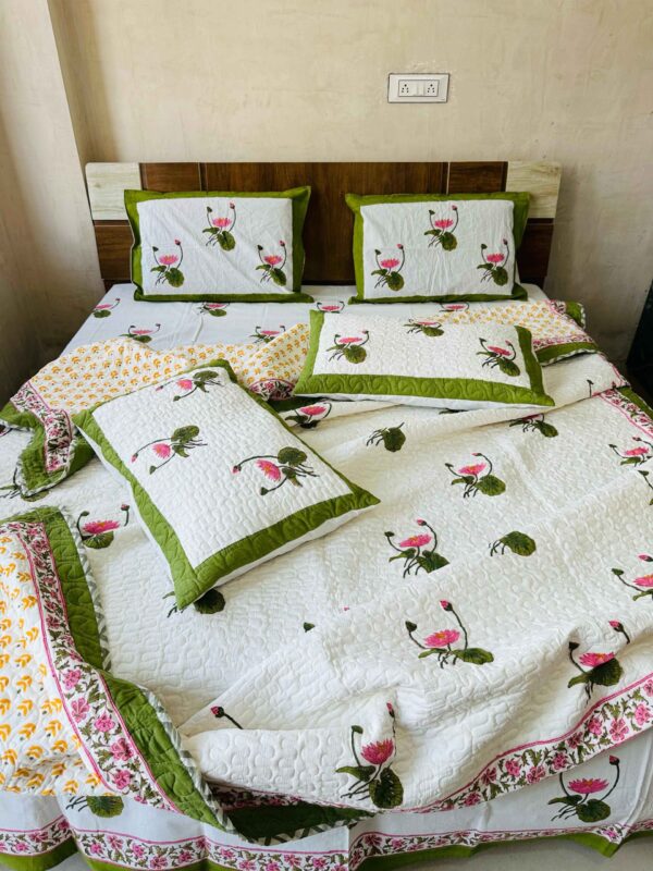 Wooden Handblock Mulmul Quilted Comforter (King size) Set with Cotton Bedsheet