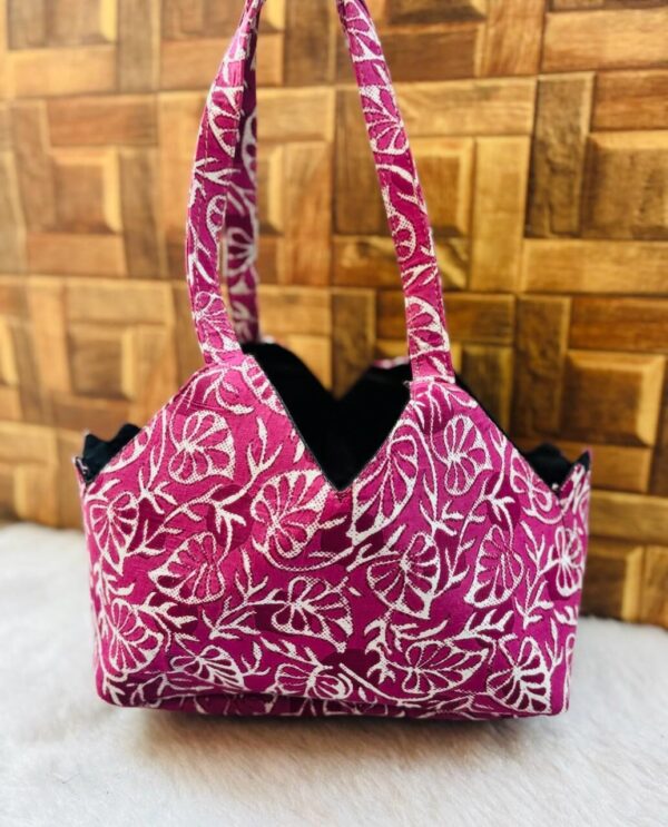 The Lotus 🧺 Basket