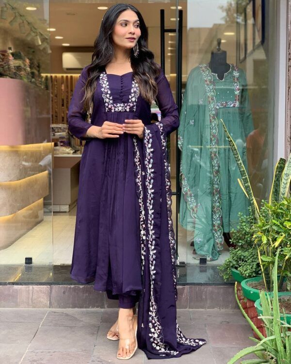 New Launch Special ❤️ – Pure Cotton Kurta Set