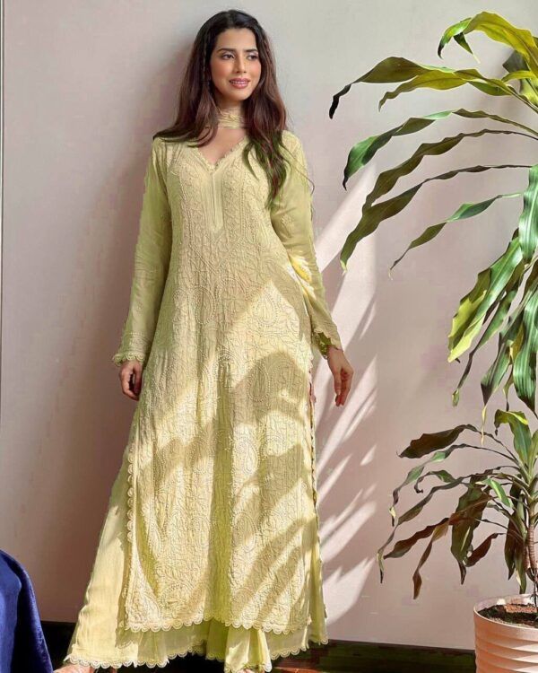 NEW LAUNCH – Trending Faux Georgette Suit Set ✨