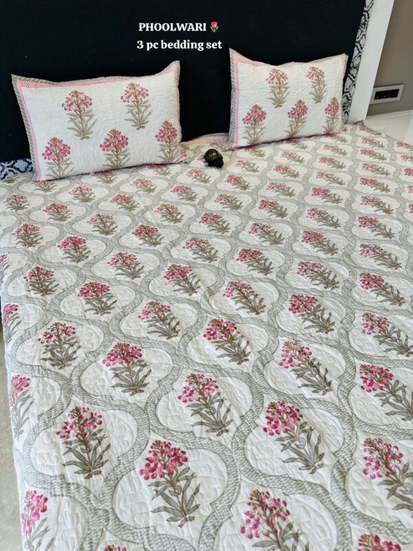 🌷 PHOOLWARI HANDBLOCK PERCALE – 3 PC QUILTED BEDDING SET 🌷