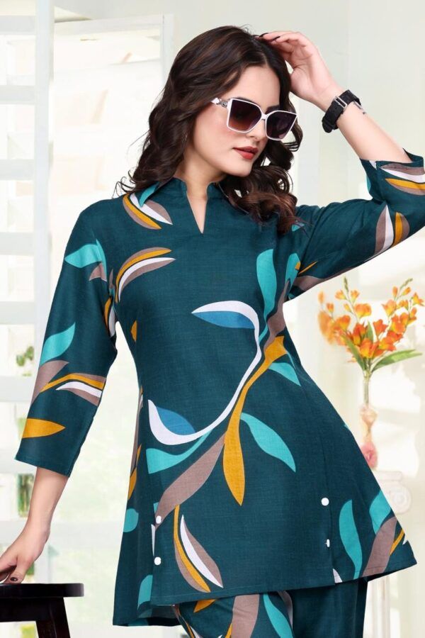 Designer Co-ord Set with Digital Print & Collar Neck